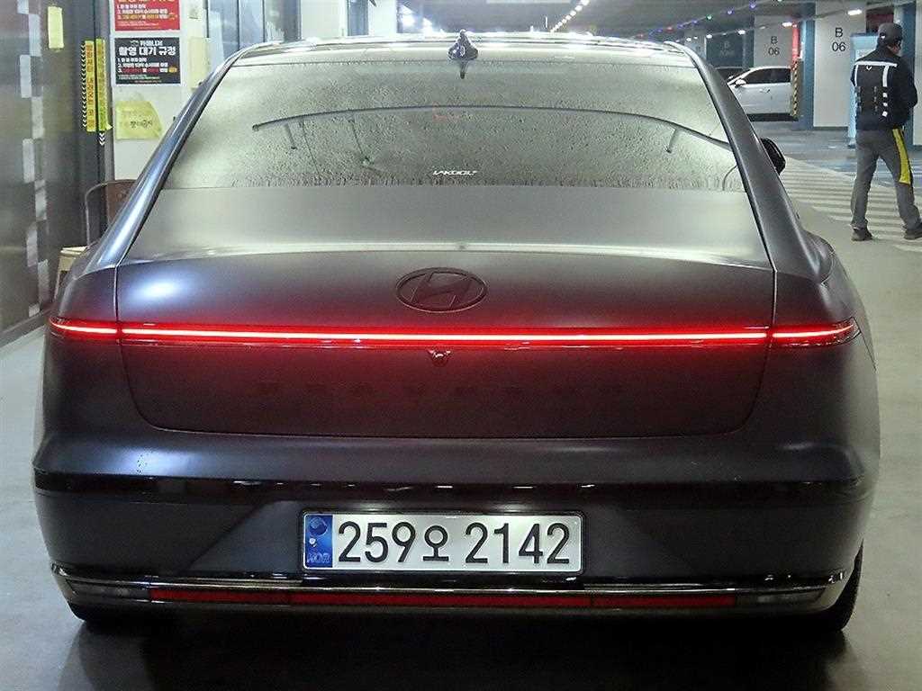 HYUNDAI Grandeur - Vista 5