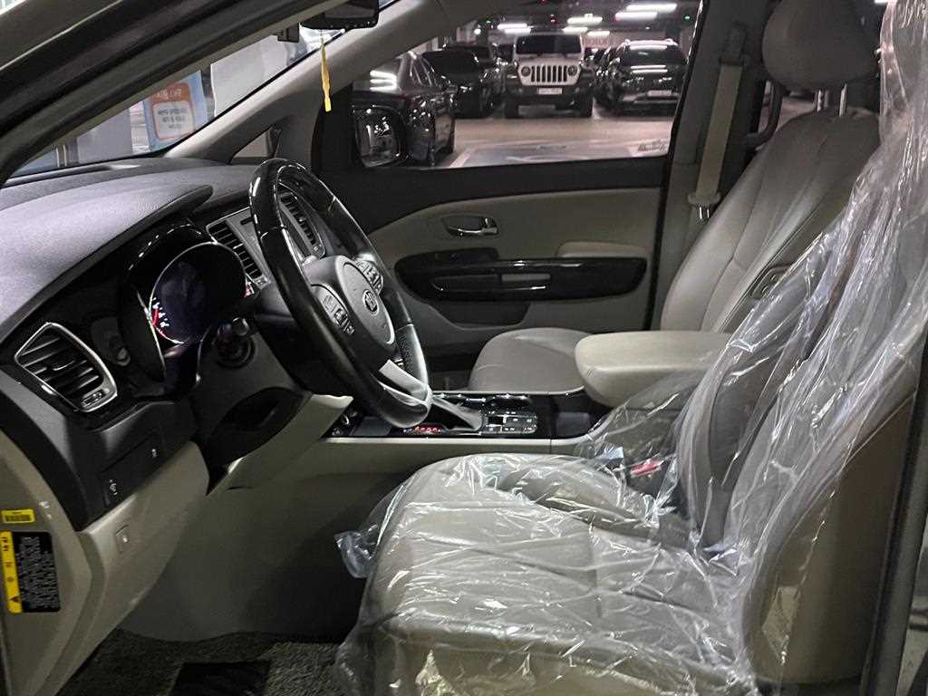 KIA Carnival 2019 Gris - Importación desde Corea - HF Imports Iquique - Foto 15
