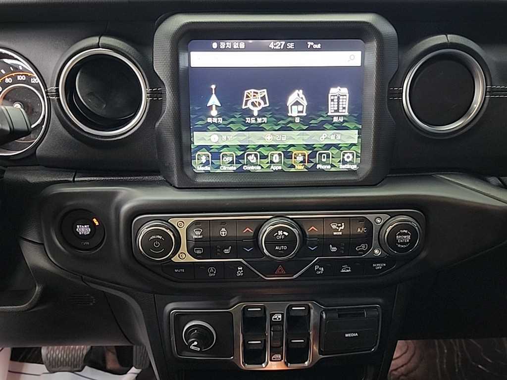 Jeep Wrangler - Vista 10