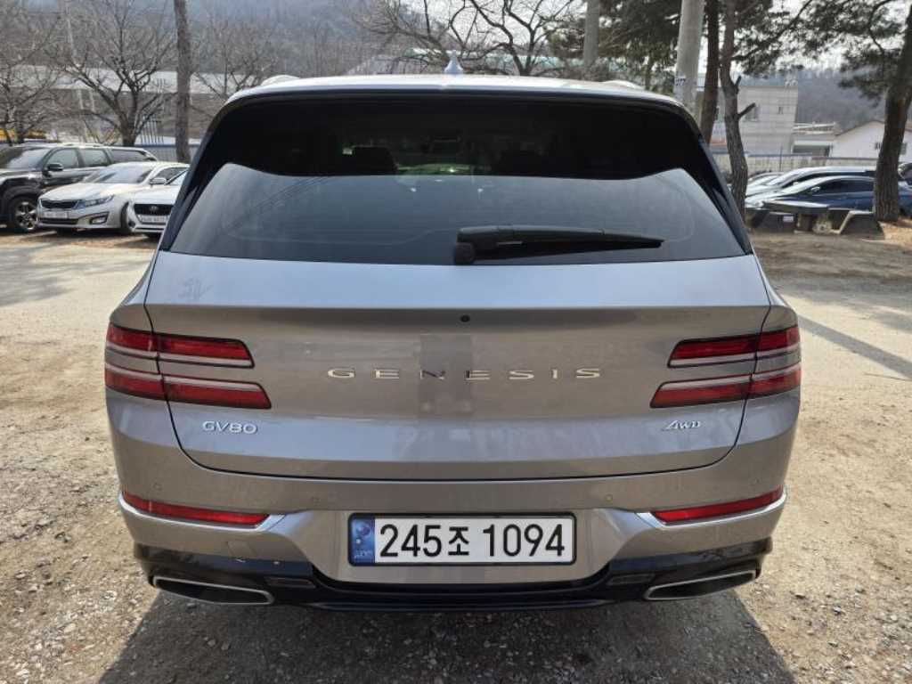 Genesis GV80 - Vista 5