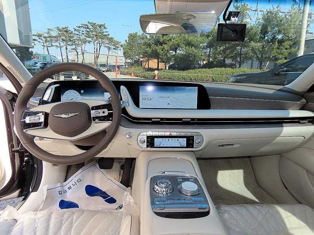 Genesis G90 - Vista 6