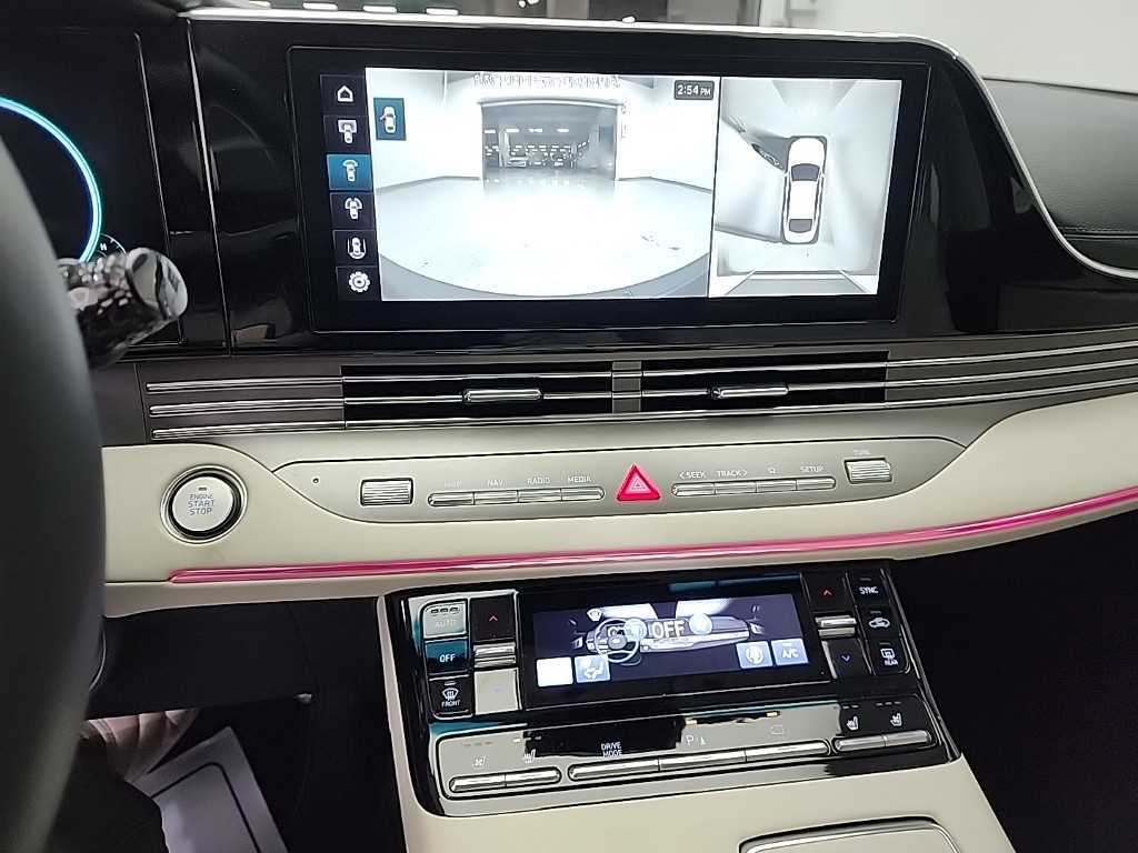 HYUNDAI Grandeur - Vista 10