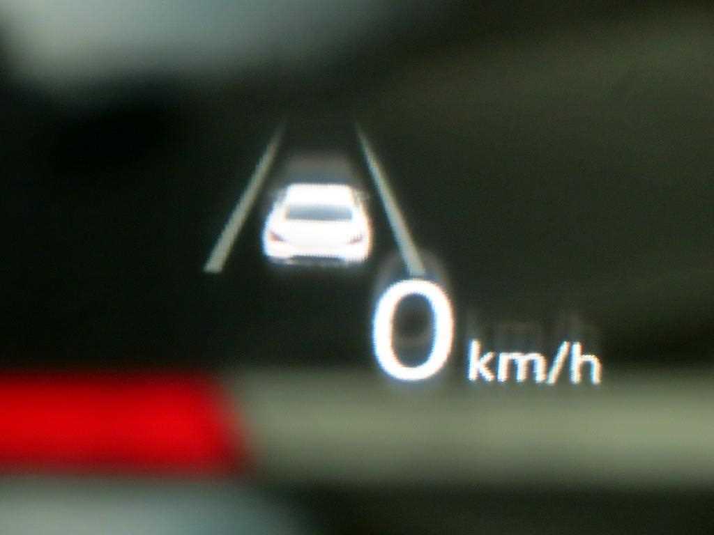 Genesis G70 - Vista 10