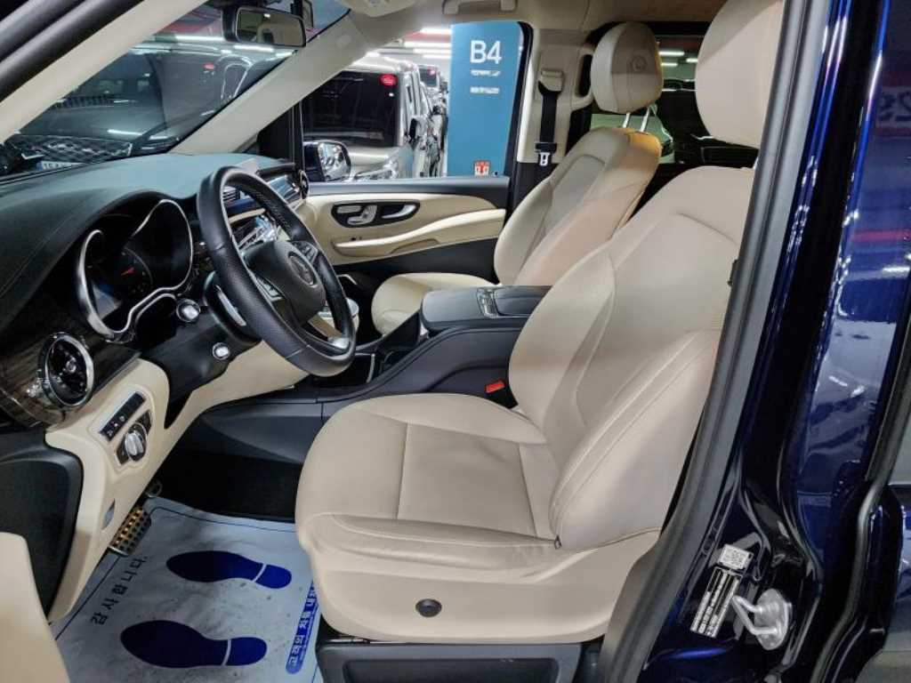 Mercedes Benz V Class 2022 Azul - Importación desde Corea - HF Imports Iquique - Foto 15