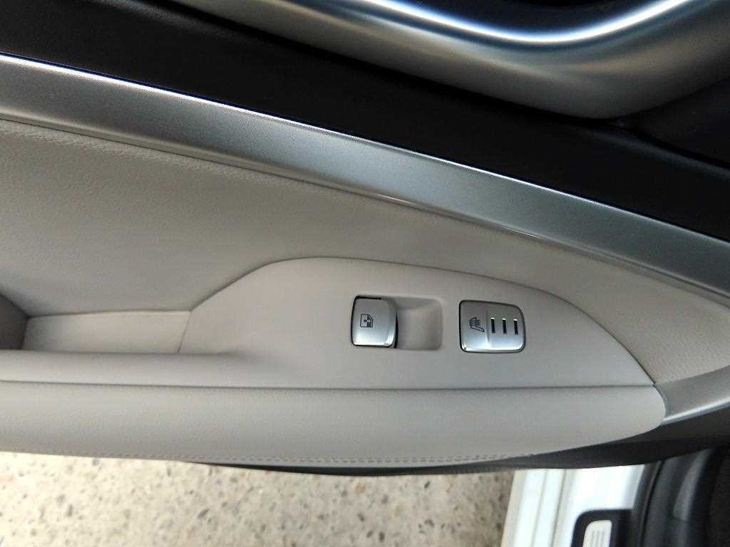 Genesis G70 2021 Blanco - Importación desde Corea - HF Imports Iquique - Foto 16