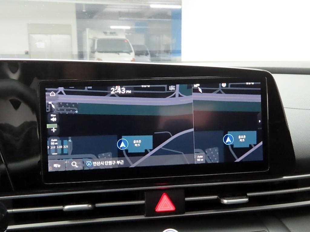 HYUNDAI Avante - Vista 8