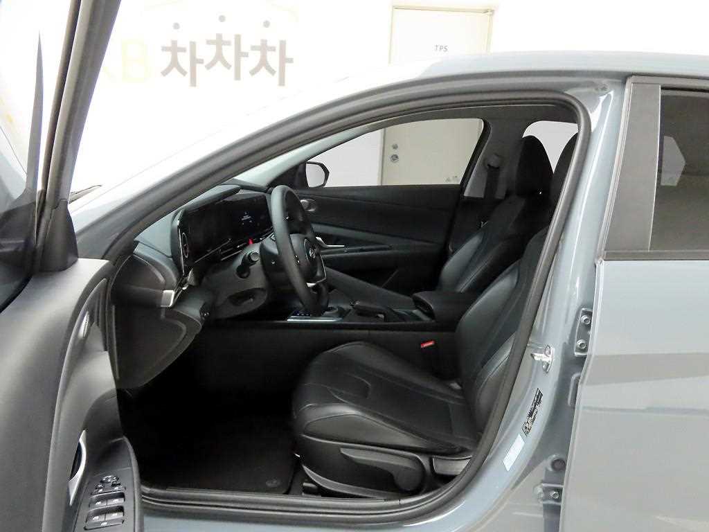 HYUNDAI Avante 2023 - Importación desde Corea - HF Imports Iquique - Foto 13