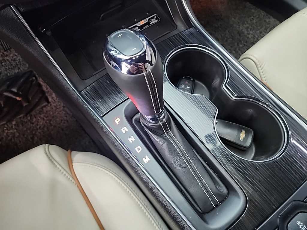 Chevrolet Impala - Vista 9