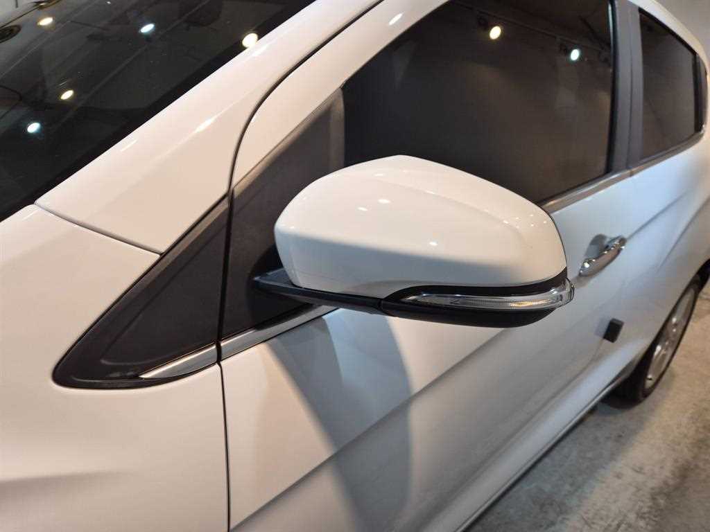 Chevrolet Spark - Vista 5