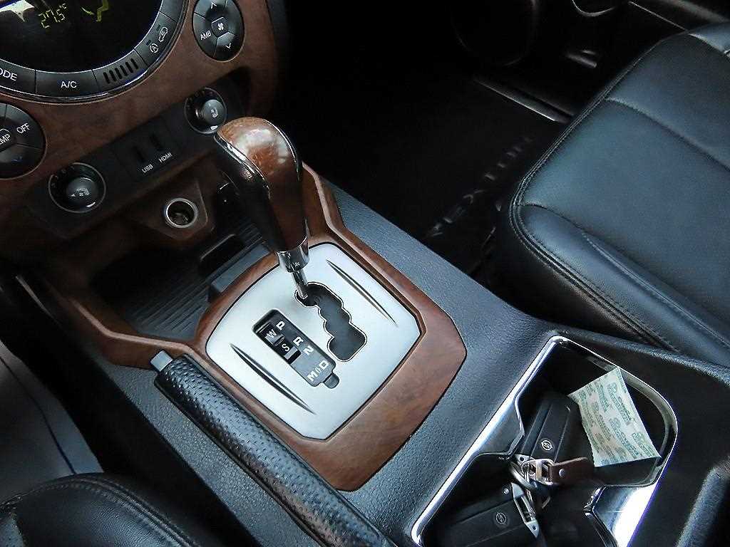 Ssangyong Rexton - Vista 10