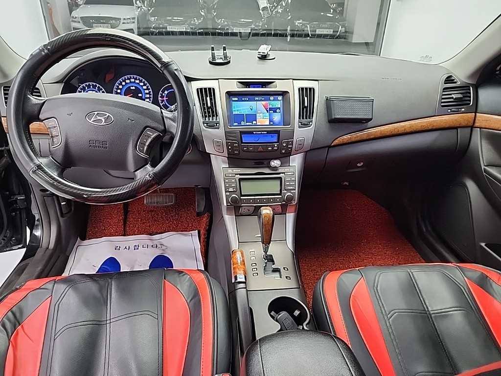 HYUNDAI Sonata - Vista 7