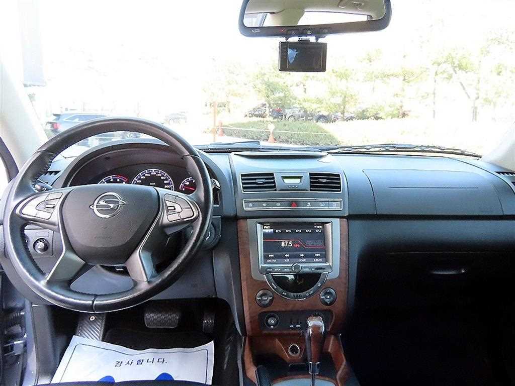 Ssangyong Rexton - Vista 7