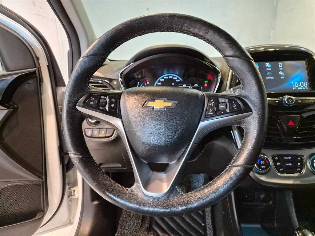 Chevrolet Spark - Vista 10