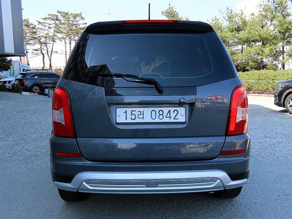 Ssangyong Rexton - Vista 4