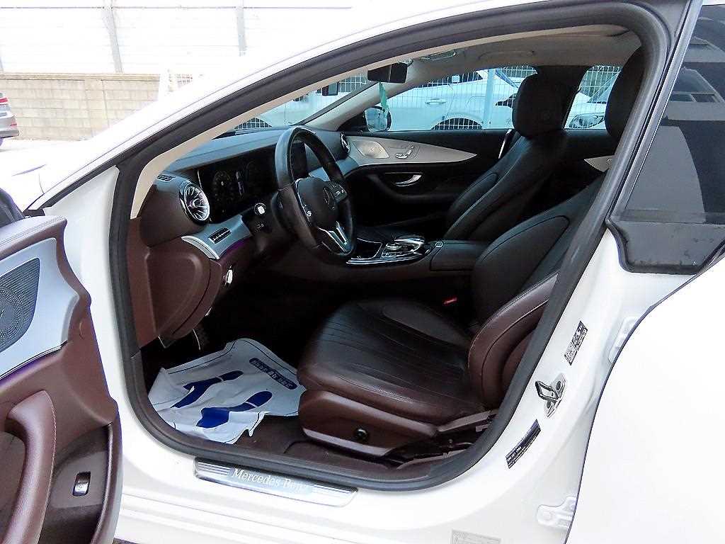 Mercedes Benz CLS Class - Vista 5