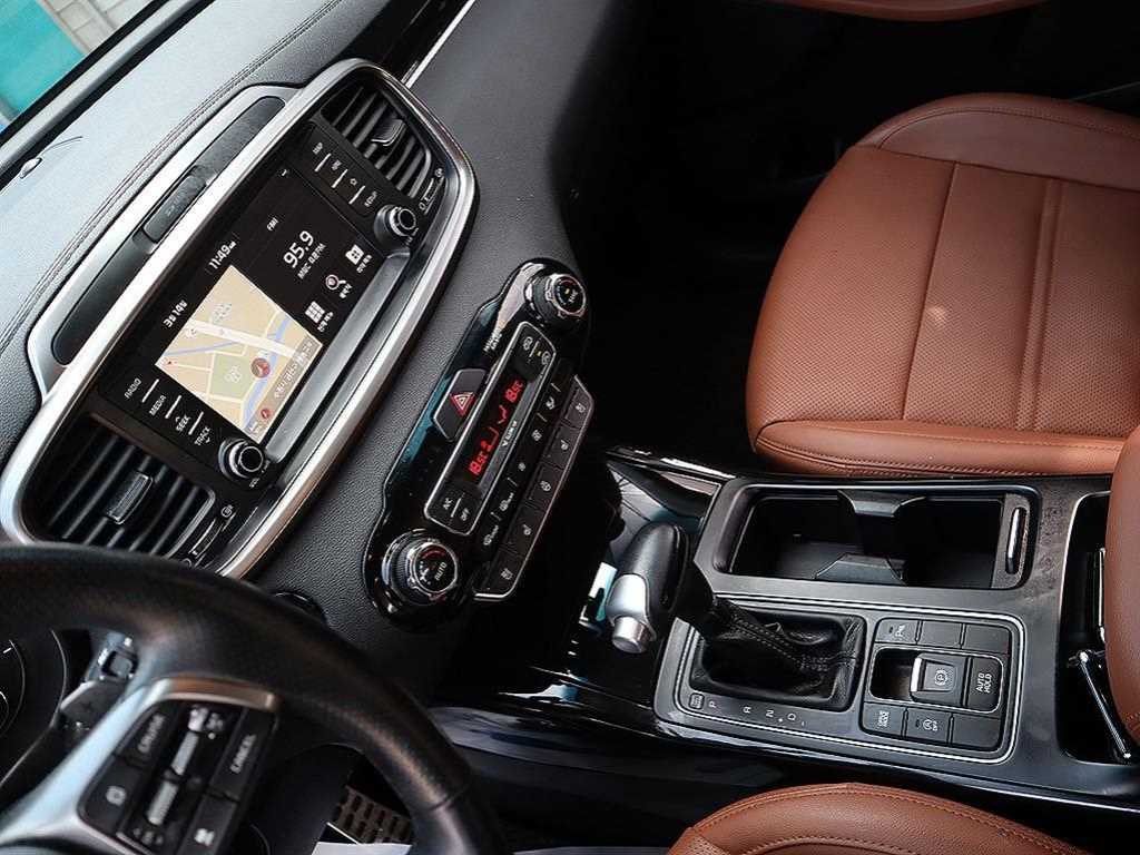 KIA Sorento - Vista 10