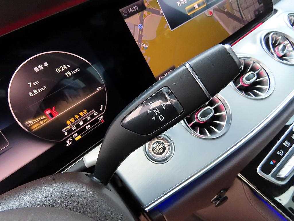 Mercedes Benz CLS Class - Vista 11