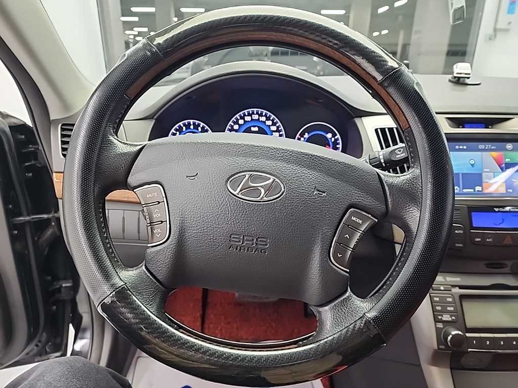 HYUNDAI Sonata - Vista 9