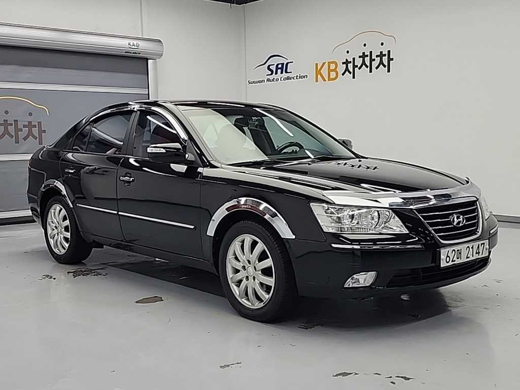 HYUNDAI Sonata - Vista 4