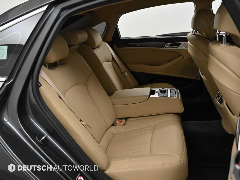 Genesis G80 - Vista 12