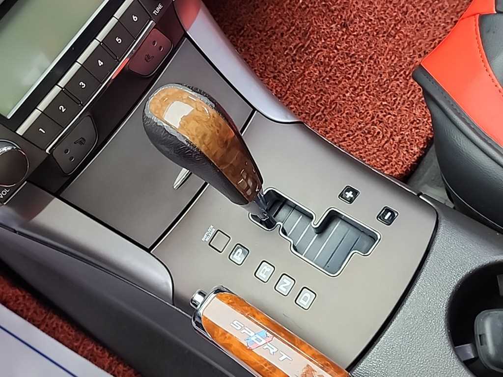 HYUNDAI Sonata - Vista 8