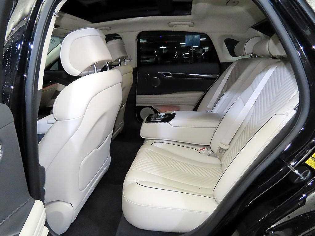 Genesis G80 - Vista 7