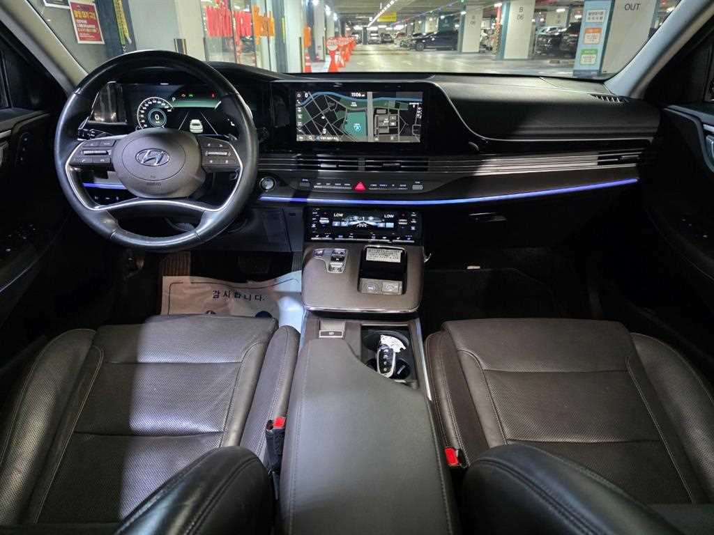 HYUNDAI Grandeur - Vista 7
