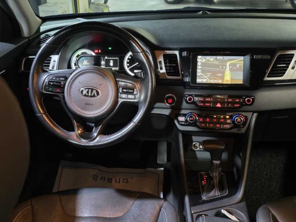KIA Niro - Vista 11