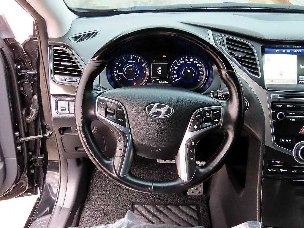 HYUNDAI Grandeur - Vista 8