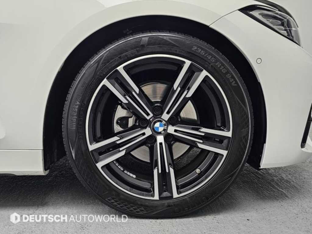 BMW 4 Series - Vista 5