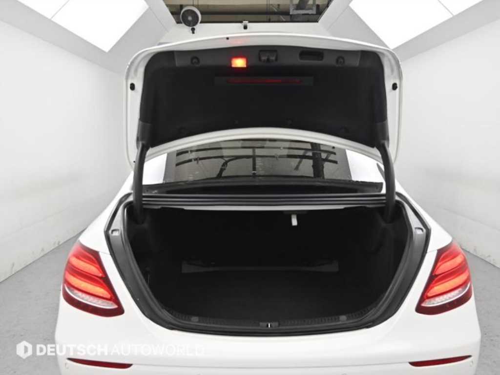 Mercedes Benz E class 2018 Blanco - Importación desde Corea - HF Imports Iquique - Foto 18