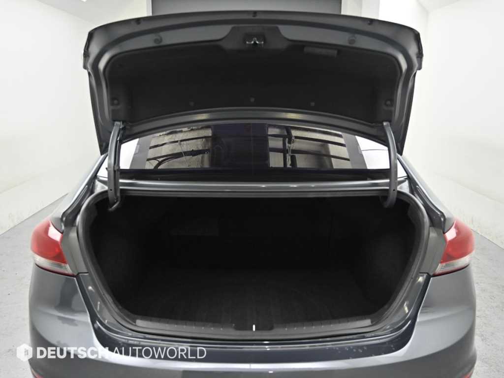 HYUNDAI Avante 2016 Gris - Importación desde Corea - HF Imports Iquique - Foto 19