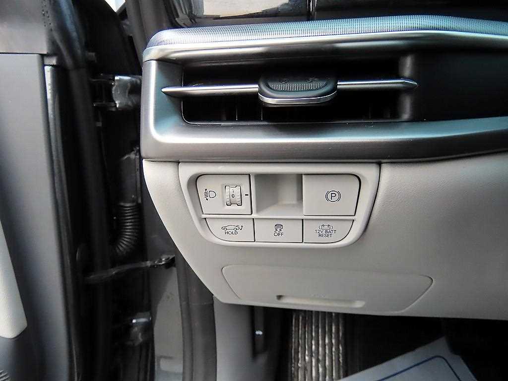 HYUNDAI Grandeur - Vista 11