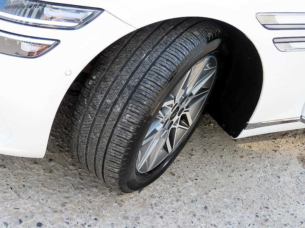 Genesis G80 2025 Blanco - Importación desde Corea - HF Imports Iquique - Foto 20