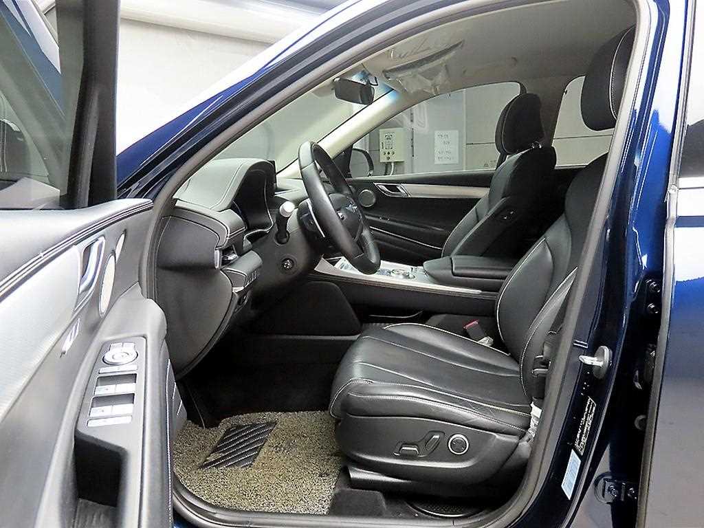 Genesis GV80 - Vista 5