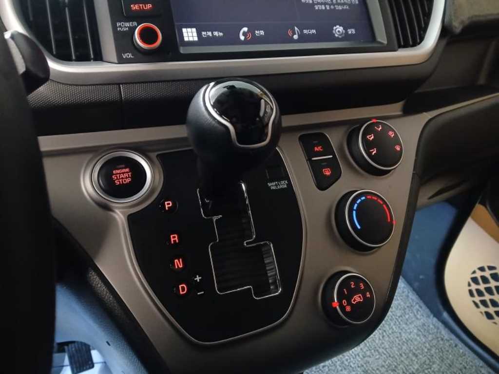 KIA Ray 2022 Blanco - Importación desde Corea - HF Imports Iquique - Foto 14