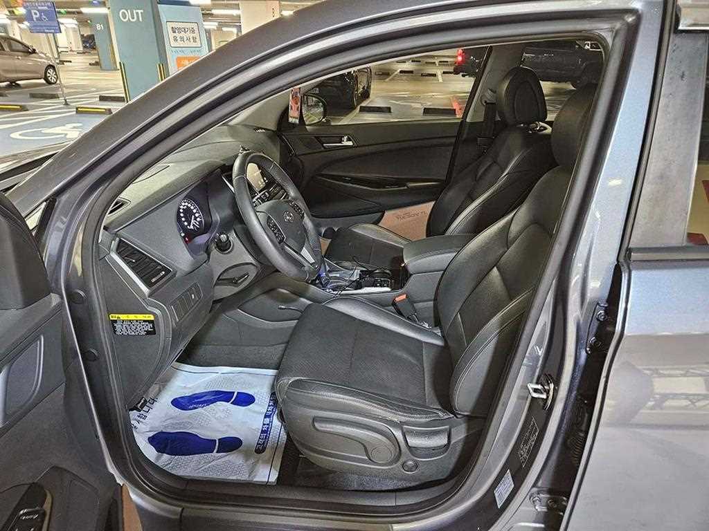HYUNDAI Tucson - Vista 8