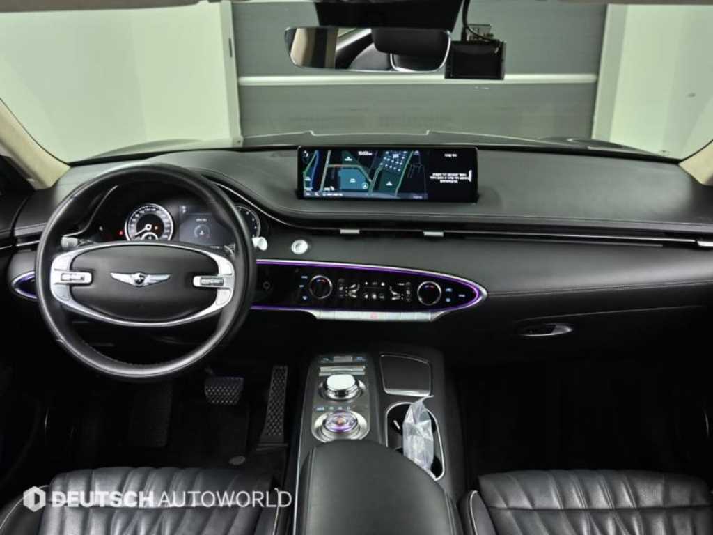 Genesis GV70 - Vista 7