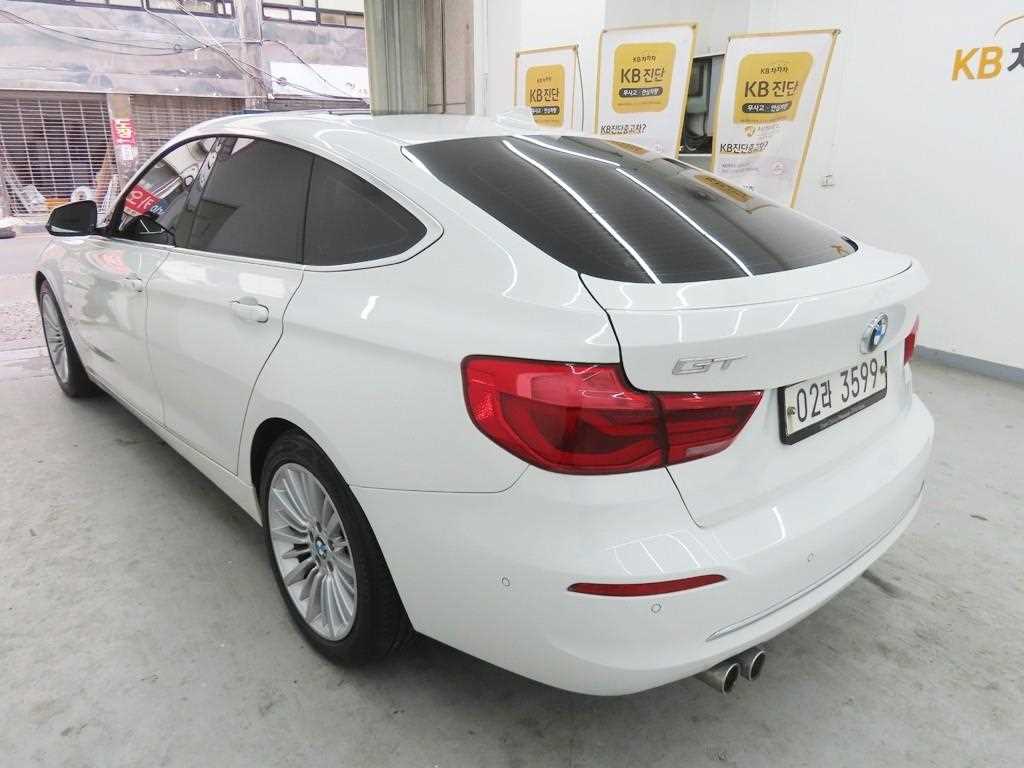 BMW Gran Turismo - Vista 4