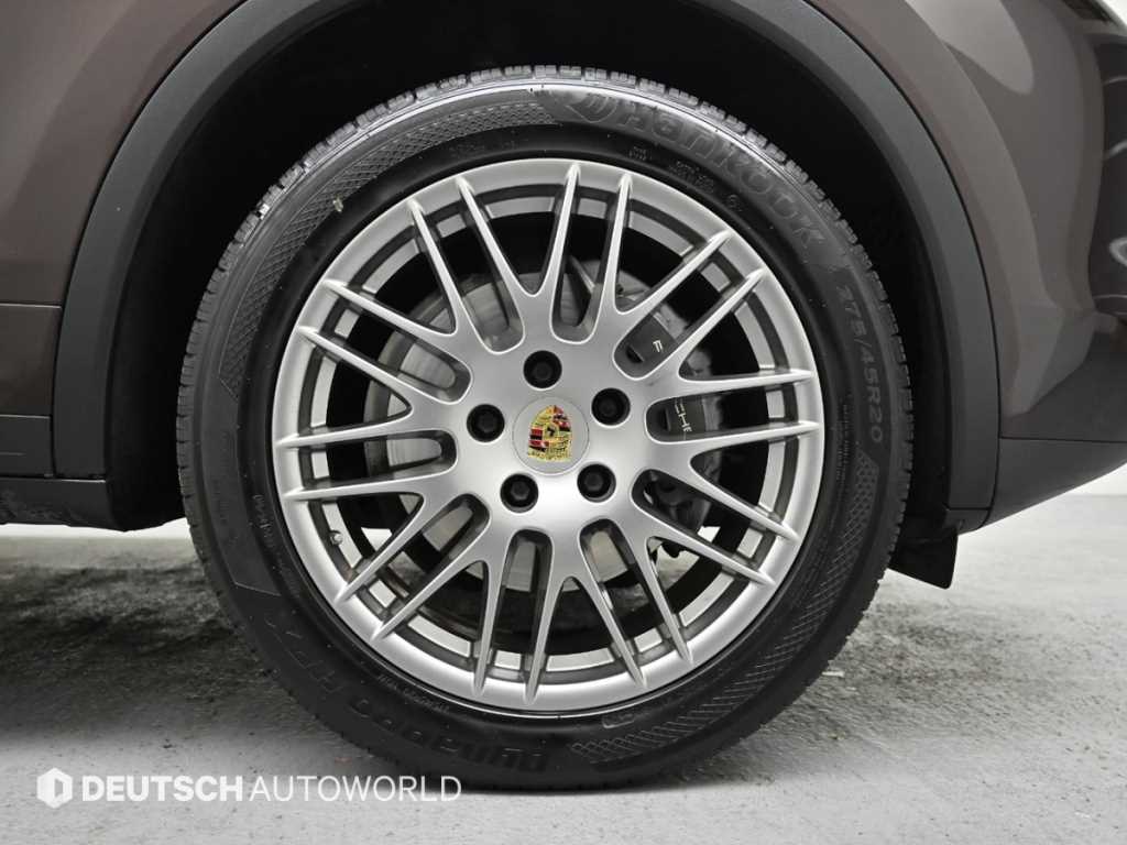Porsche Cayenne - Vista 5