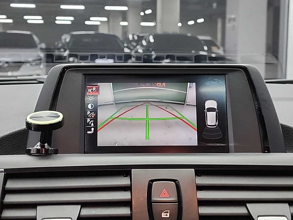 BMW 1 series 2016 Azul - Importación desde Corea - HF Imports Iquique - Foto 15