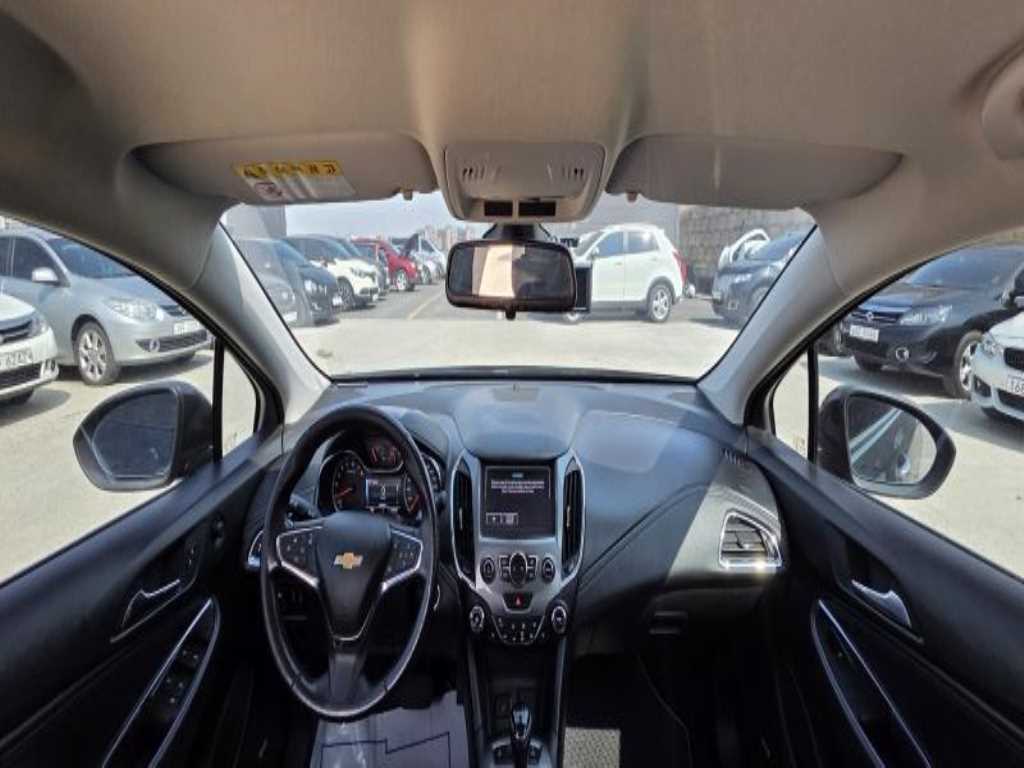 Chevrolet Cruise - Vista 7