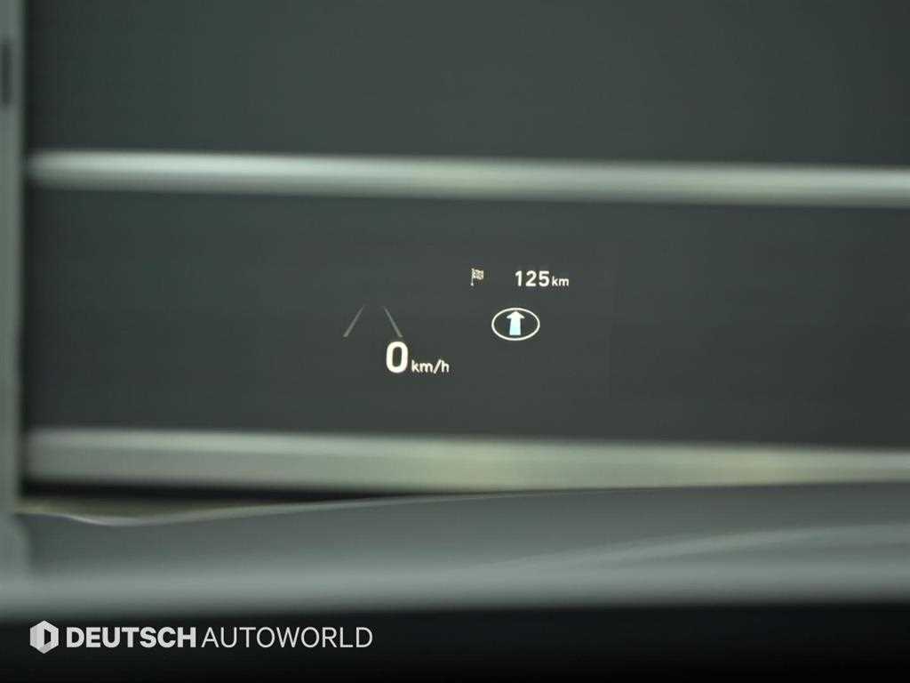 Genesis EQ900 - Vista 5