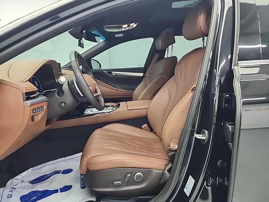 Genesis G80 - Vista 11