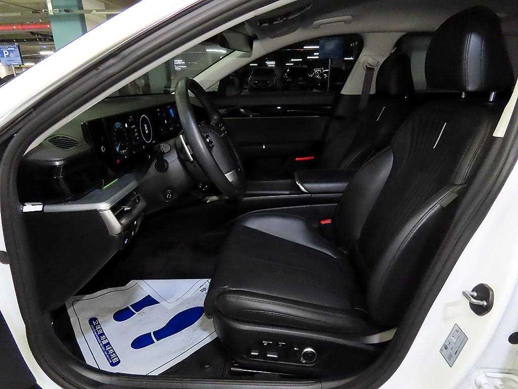 HYUNDAI Grandeur - Vista 6