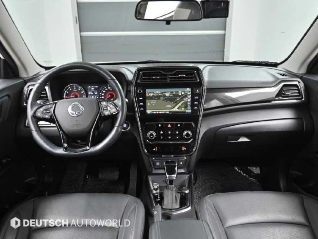 Ssangyong Tivoli - Vista 7