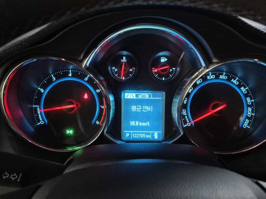 Chevrolet Cruise 2016 Blanco - Importación desde Corea - HF Imports Iquique - Foto 15