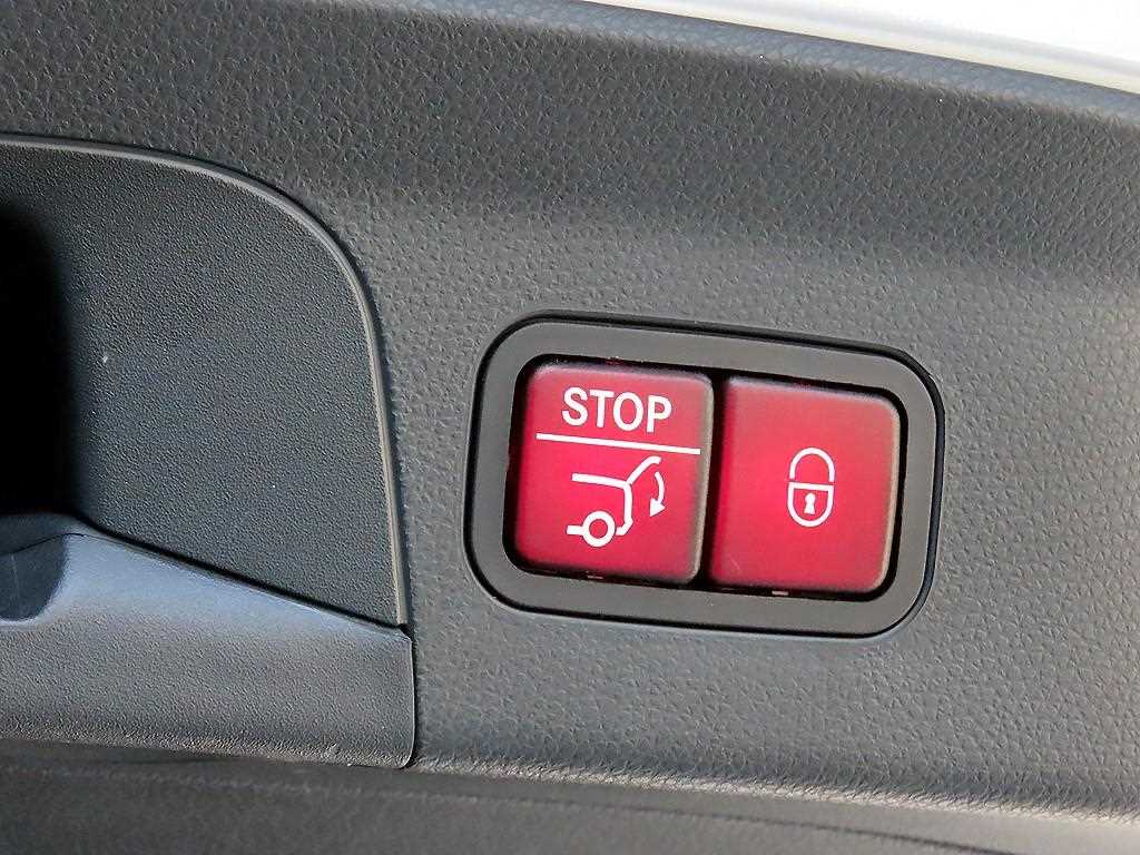 Mercedes Benz GLC Class 2019 Blanco - Importación desde Corea - HF Imports Iquique - Foto 17