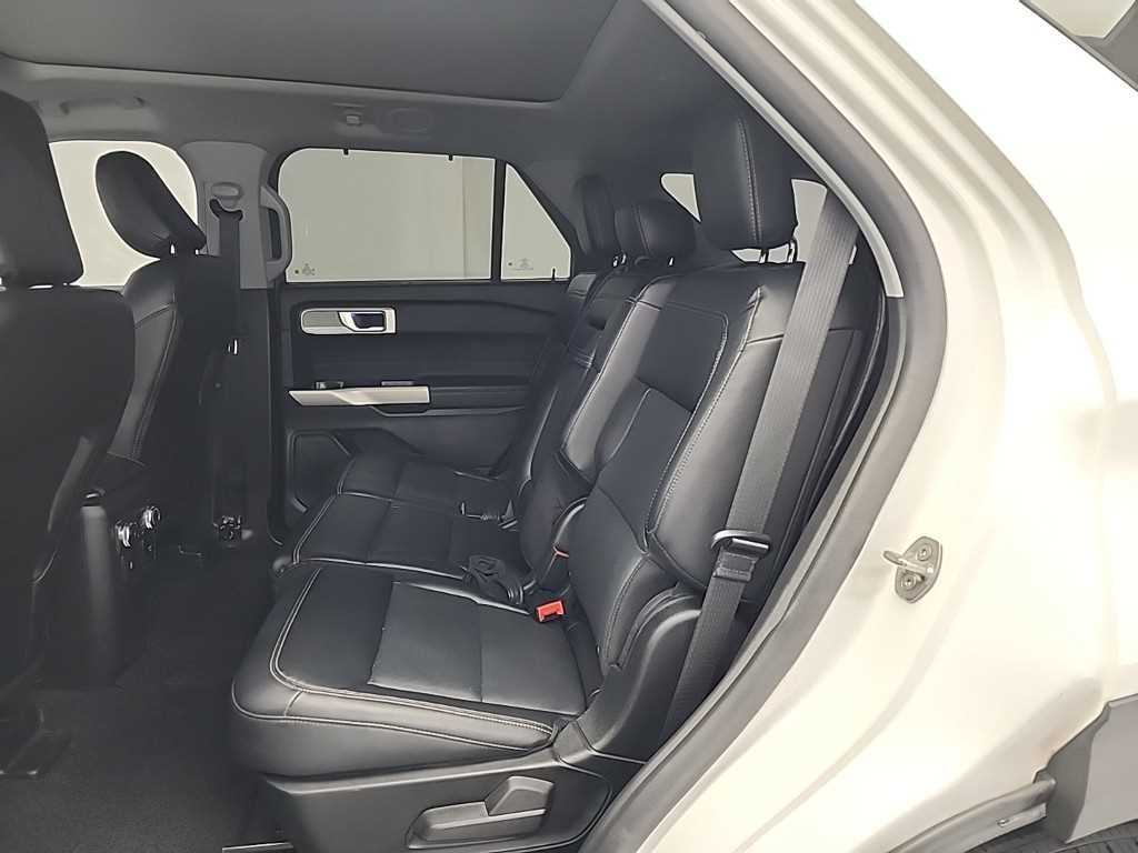 Ford Explorer - Vista 12