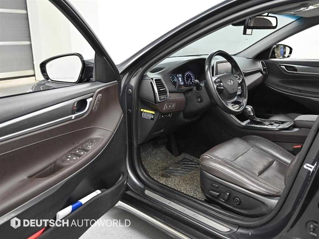 HYUNDAI Grandeur - Vista 11